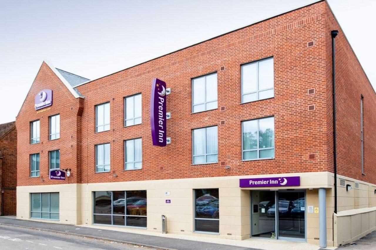 Premier Inn Hitchin Town Centre Exterior photo